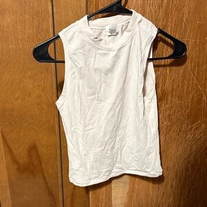 Yogalicious Cream Muscle Tee